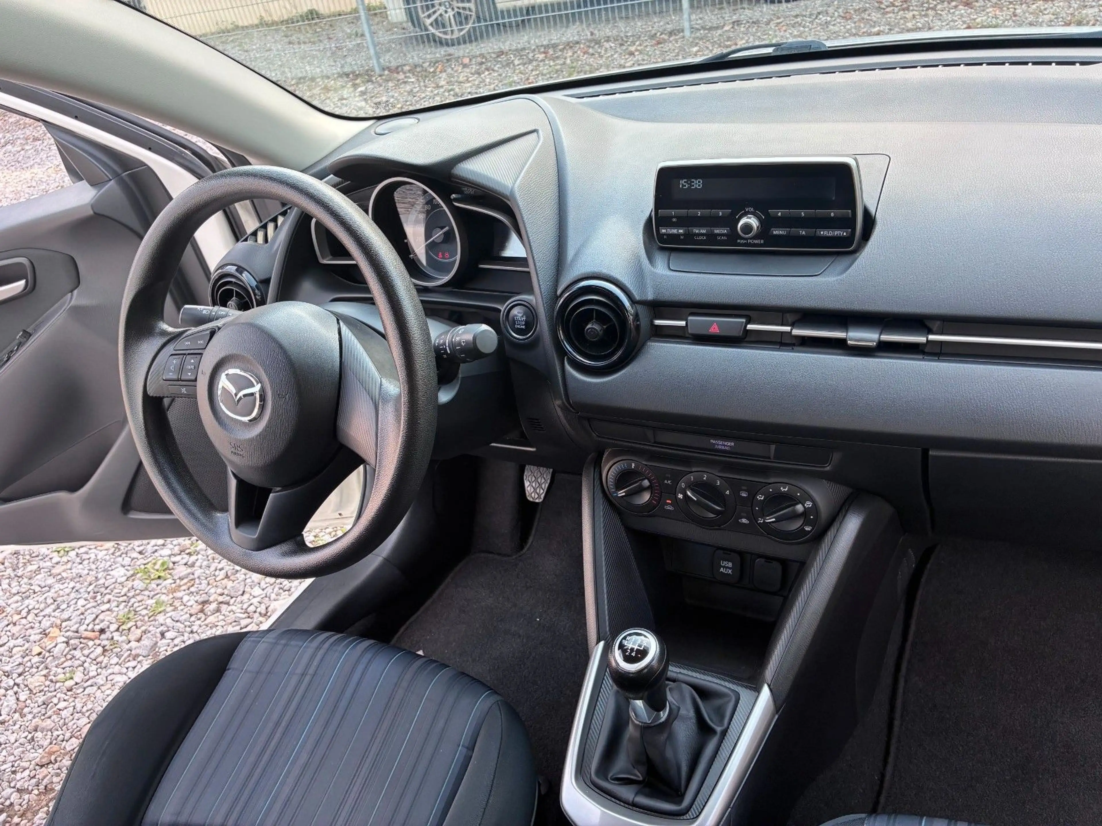 Mazda 2 SKYACTIV-G 75 Prime-Line — photo 7