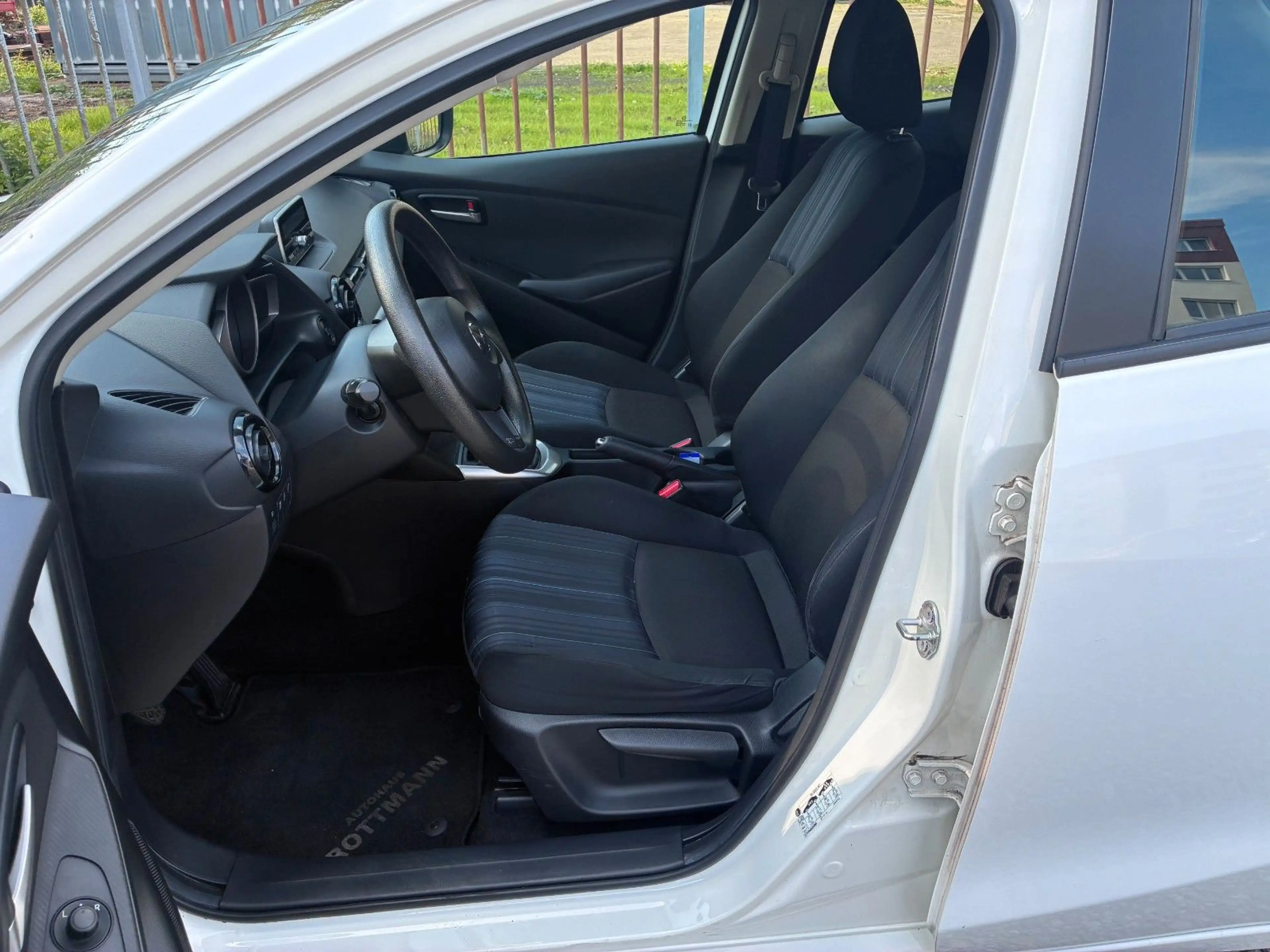 Mazda 2 SKYACTIV-G 75 Prime-Line — photo 10