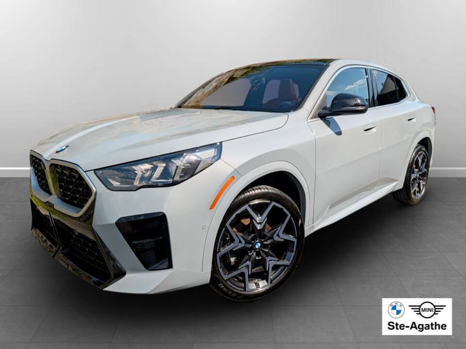 2025 BMW X2 xDrive28i M Sport * Groupe de Luxe Essentiel