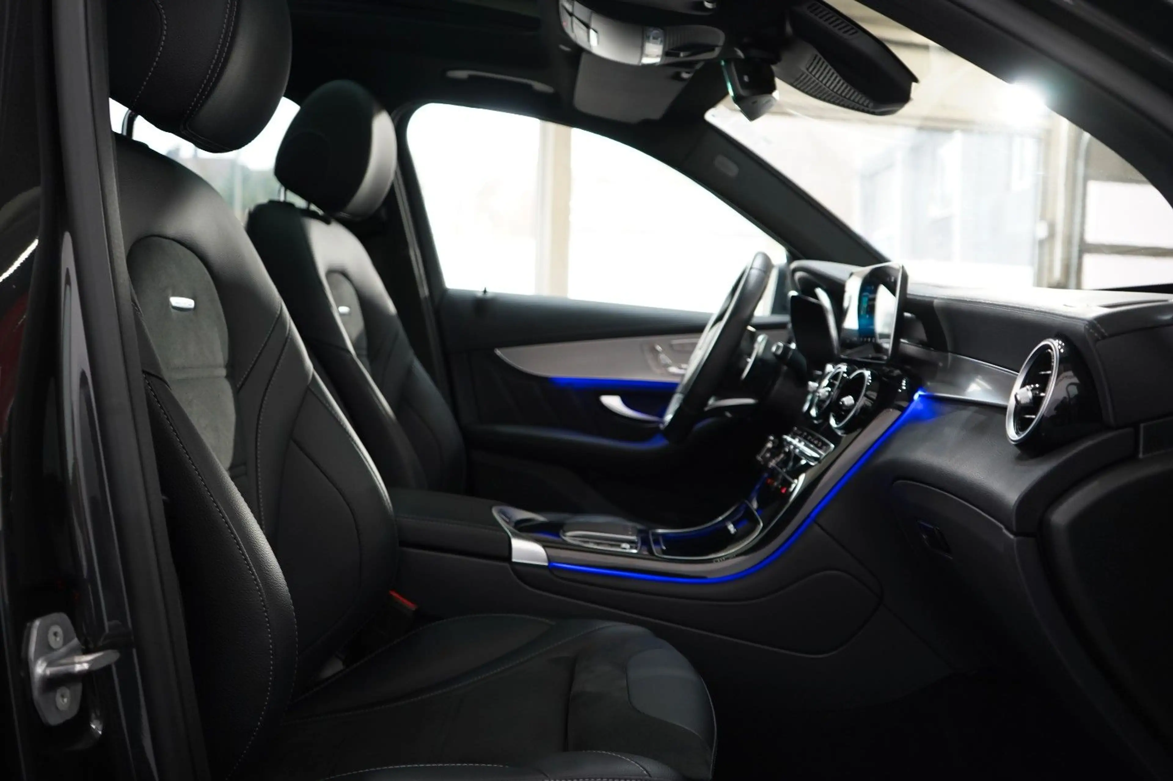 Mercedes-Benz GLC 63 AMG 4Matic +*Pano*Night-P.*22 Z.*Deutsch* — photo 15