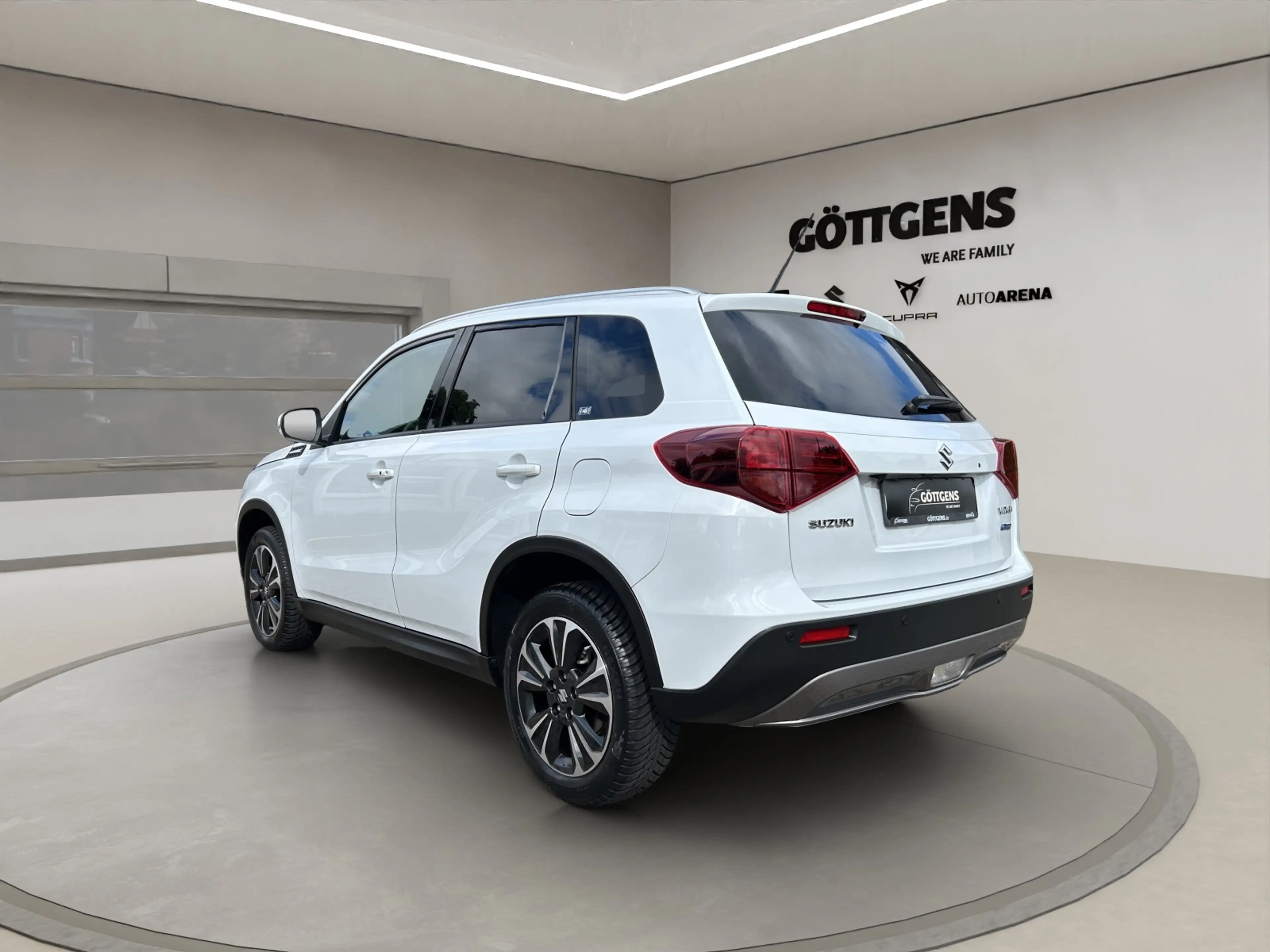 Suzuki Vitara 1.4 Comfort+ PANO LED NAVI KAMERA 17LM GJR — photo 3