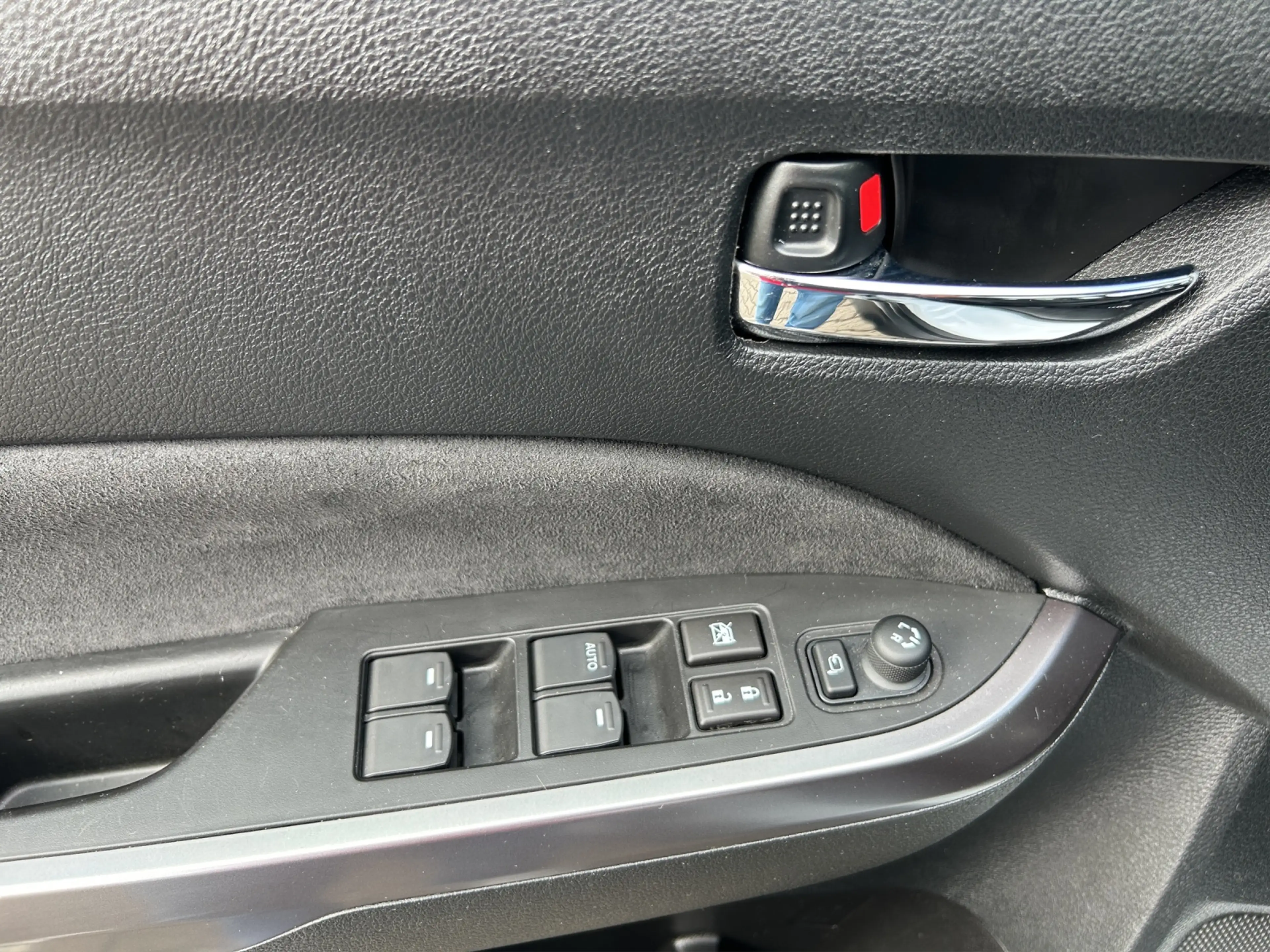 Suzuki Vitara 1.4 Comfort+ PANO LED NAVI KAMERA 17LM GJR — photo 11
