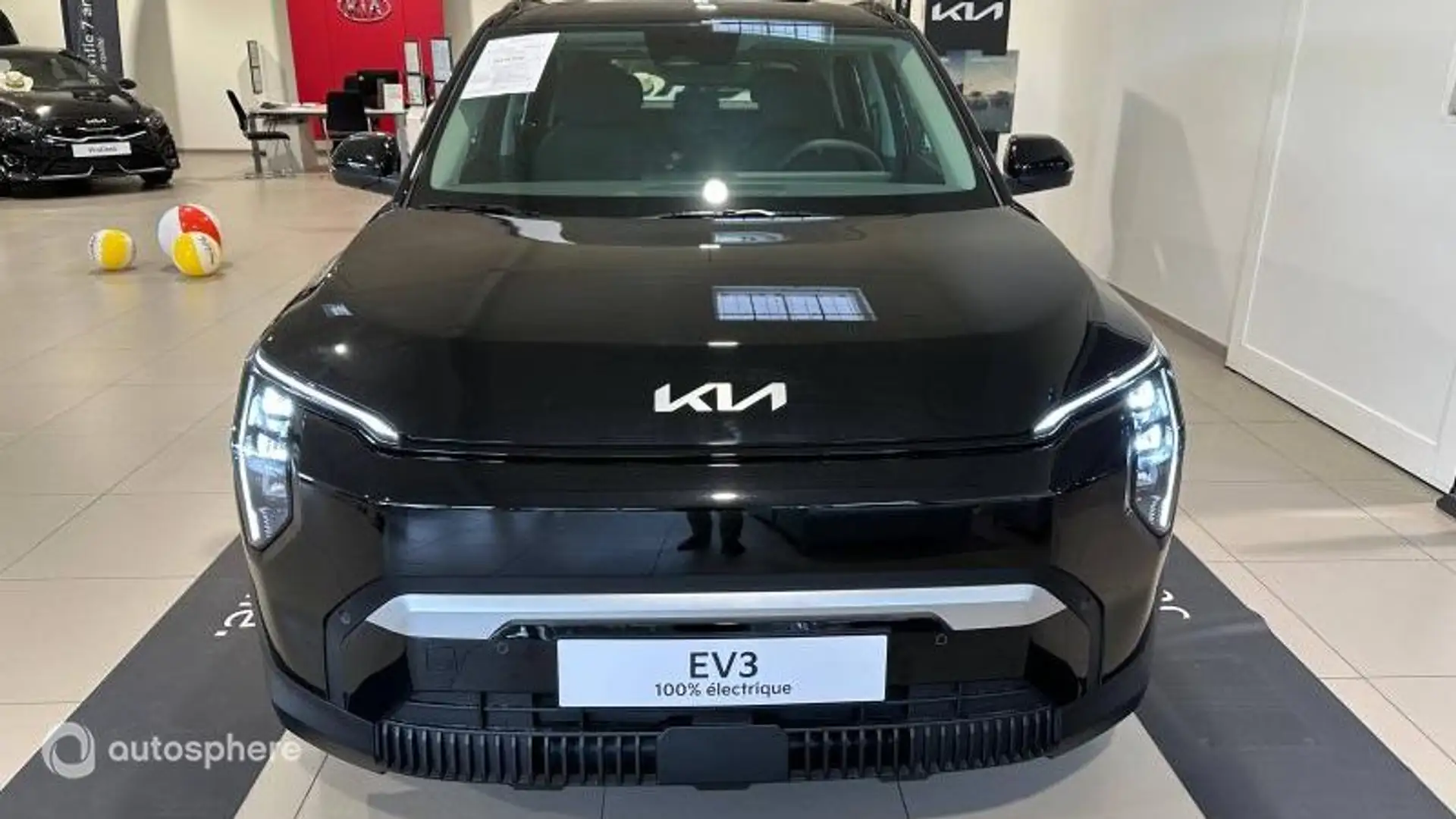 Kia EV3 204ch 58,3kWh Earth - 2