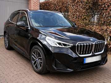 iX1 66.5 kWh xDrive30