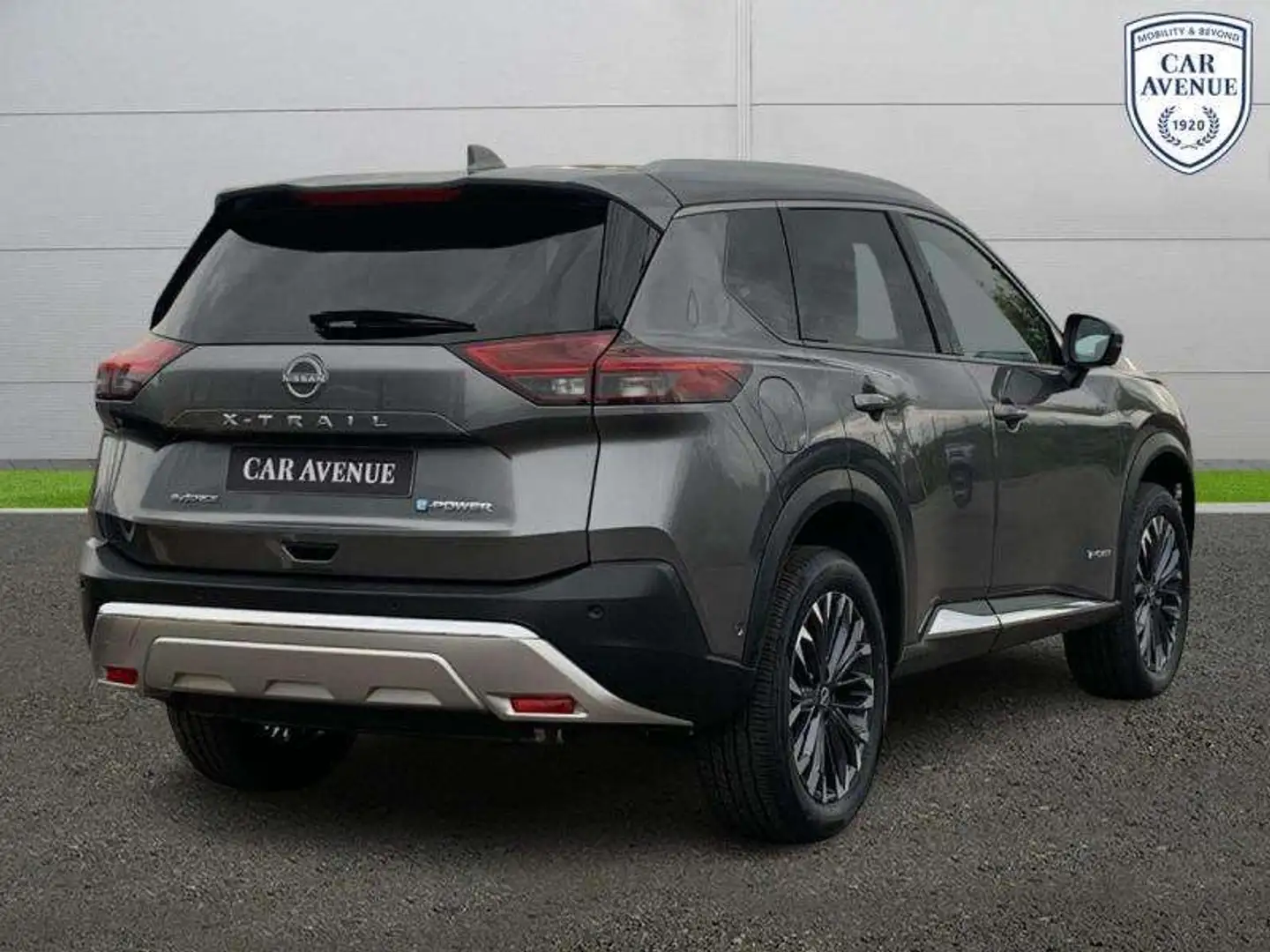 Nissan X-Trail TECNA PLUS 7PLACES Gris - 2