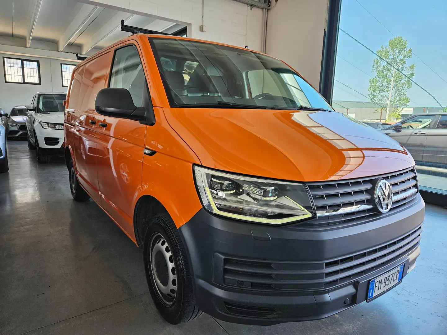 Volkswagen T6 Transporter 2.0 tdi150cv Highline Orange - 1