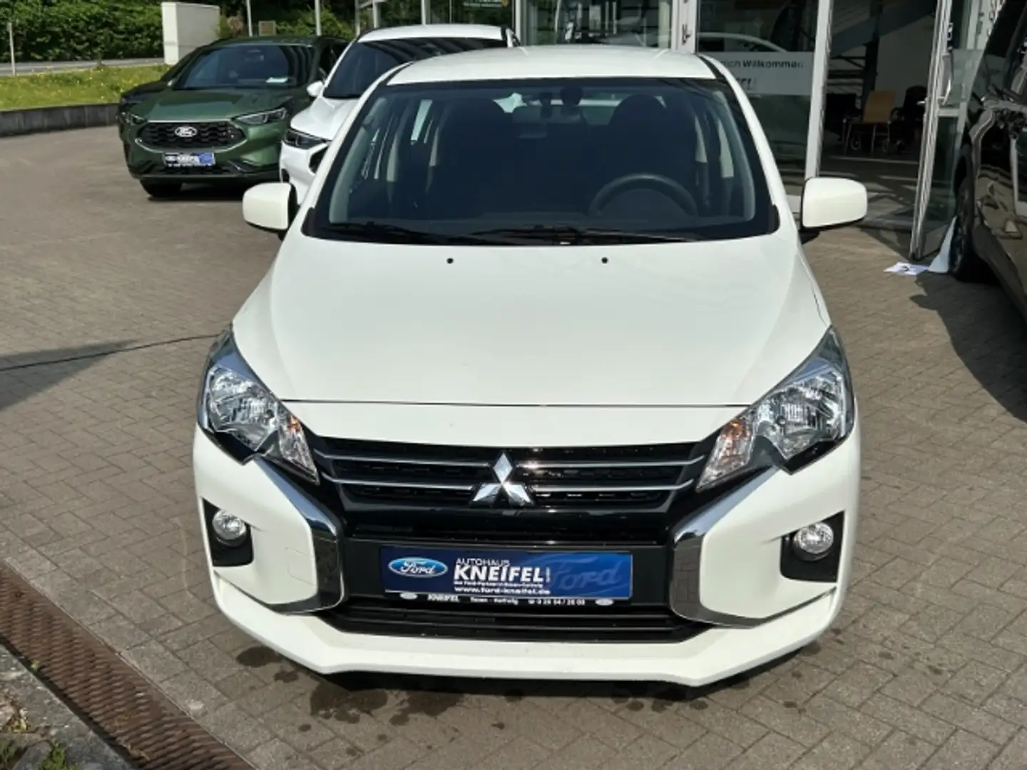 Mitsubishi Space Star Select 1.2 EU6d Bordcomputer Berganfahrass. Weiß - 2