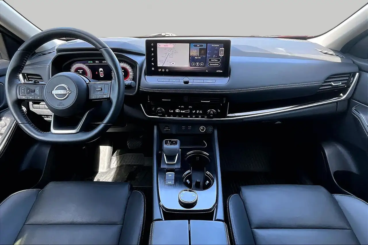 Nissan Rogue снимка Nissan Rogue