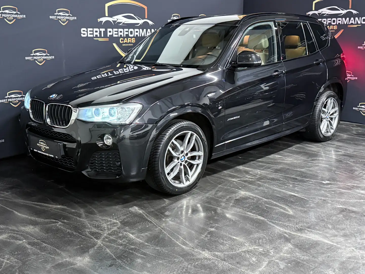 BMW X3 xDrive 20 d M Paket Schwarz - 2