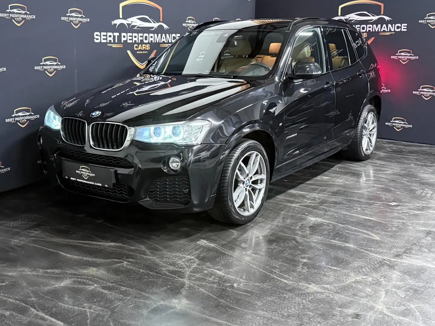 BMW X3 xDrive 20 d M Paket Schwarz - 1
