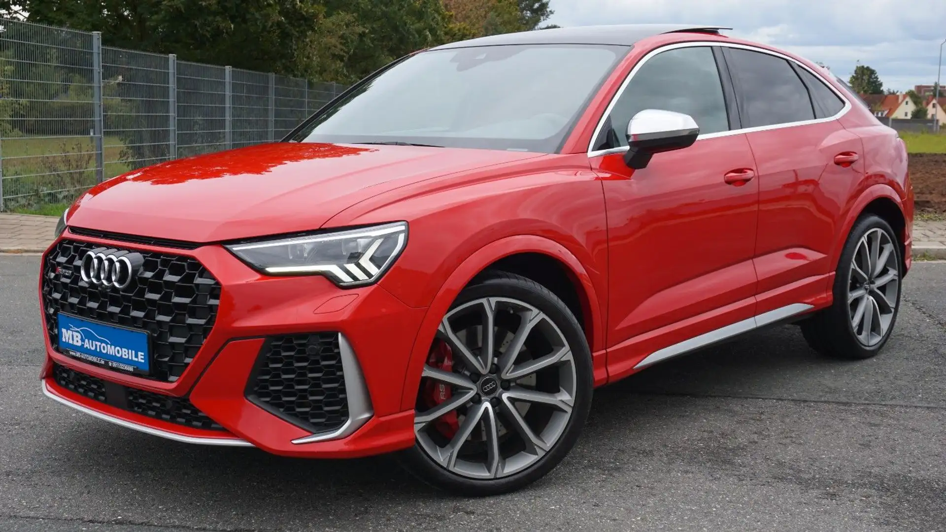 Audi RS Q3 Sportback 2.5 TFSI quattro Pano Matrix B&O Rot - 2
