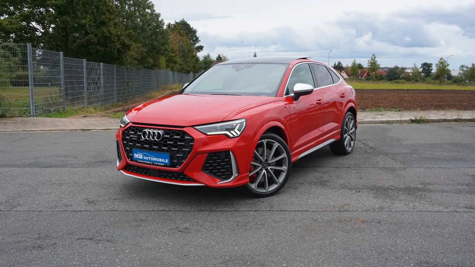 Audi RS Q3 Sportback 2.5 TFSI quattro Pano Matrix B&O Rot - 1