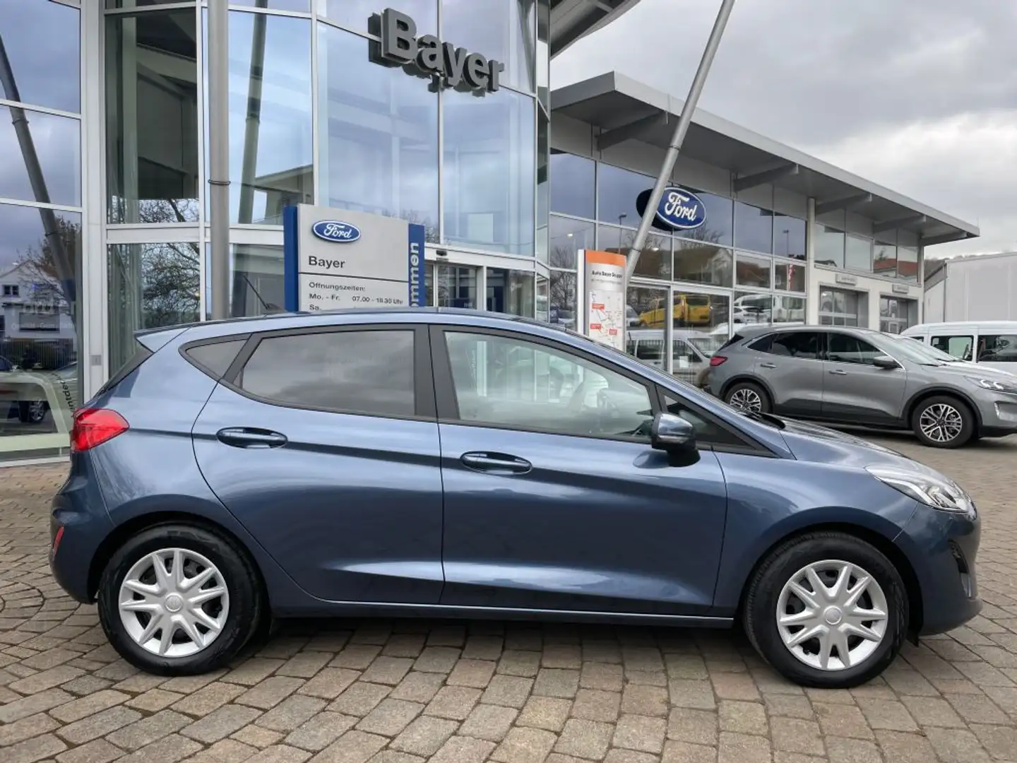 Ford Fiesta 1.1 S&S COOL&CONNECT Azul - 2