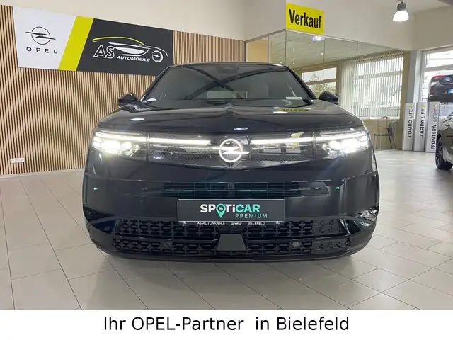 Opel Grandland view 2