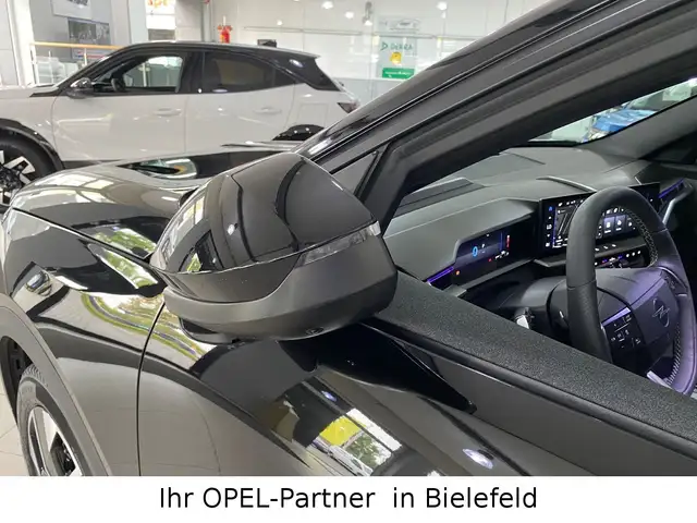 Opel Grandland view 10