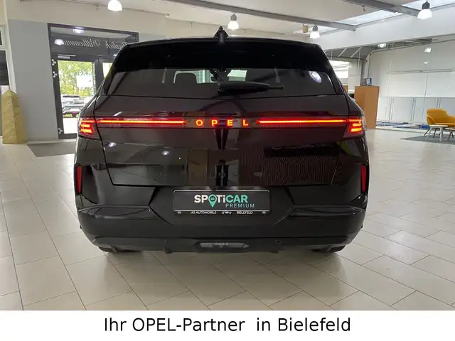 Opel Grandland view 5