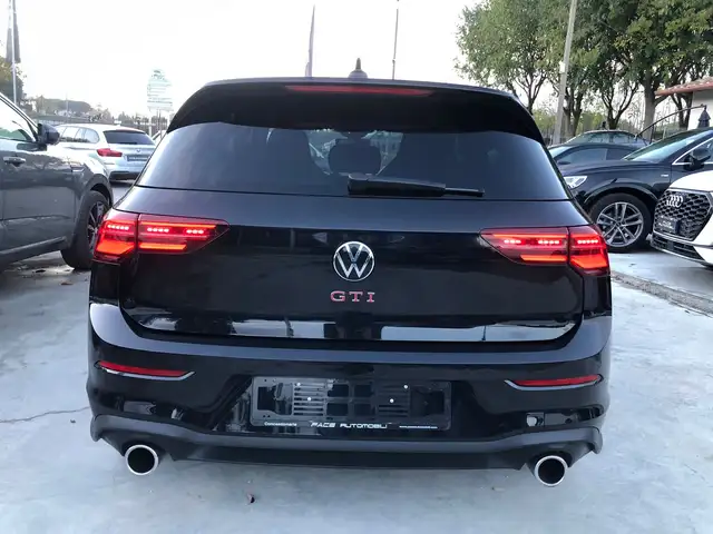 Volkswagen Golf view 14