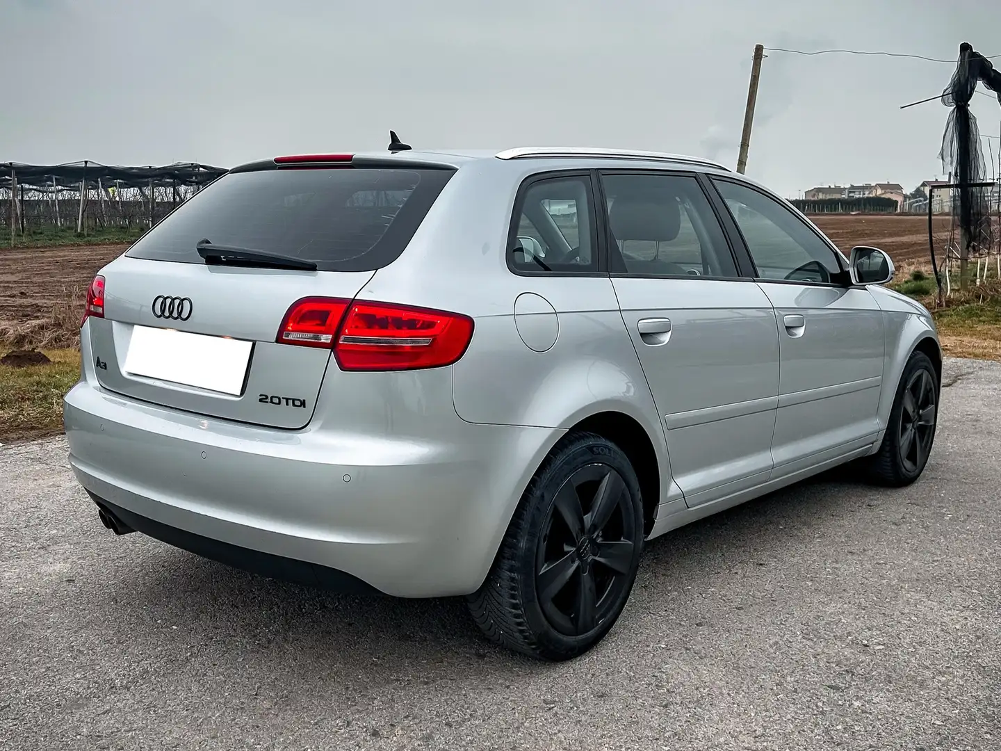 Audi A3 Sportback 2.0 tdi Ambition s-tronic - 2
