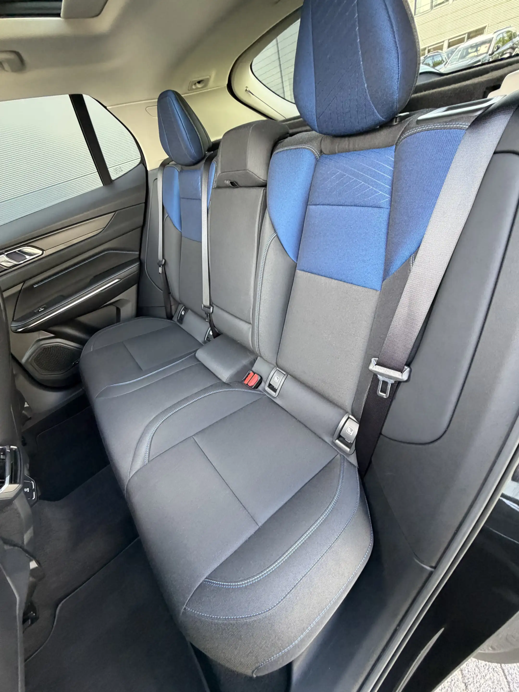 Lynk & Co 01 262pk PHEV (Elektrisch Schuifdak - Infinity Sound — photo 18
