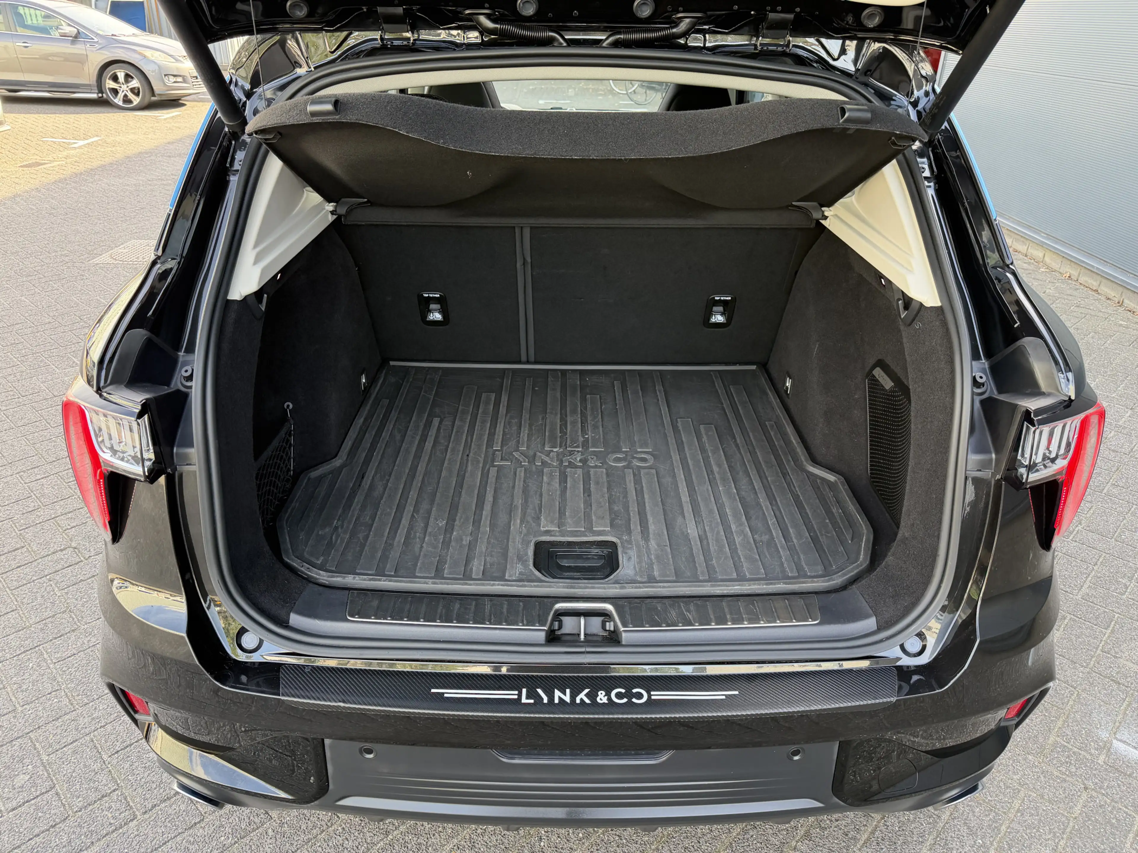 Lynk & Co 01 262pk PHEV (Elektrisch Schuifdak - Infinity Sound — photo 14