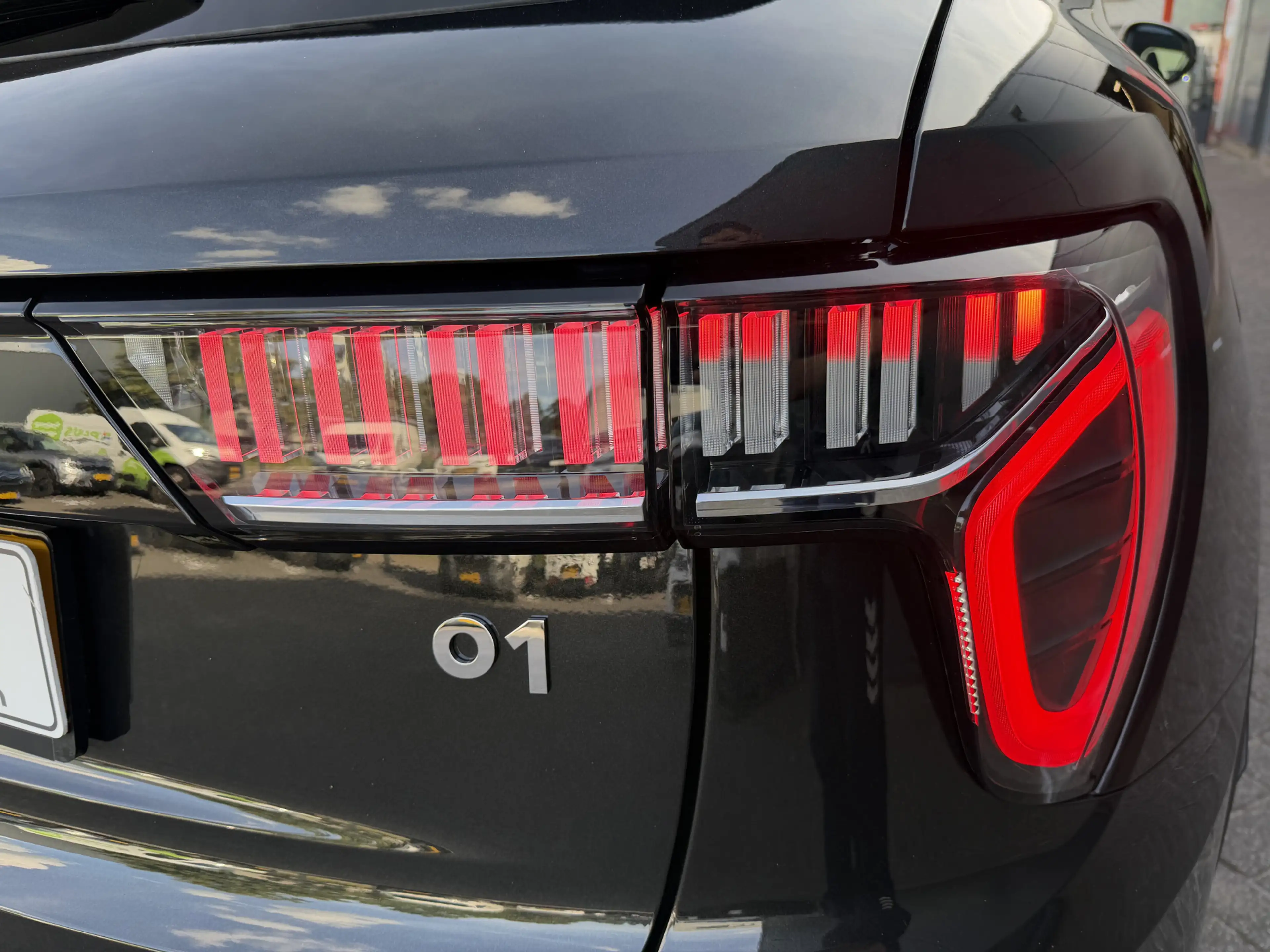 Lynk & Co 01 262pk PHEV (Elektrisch Schuifdak - Infinity Sound — photo 45