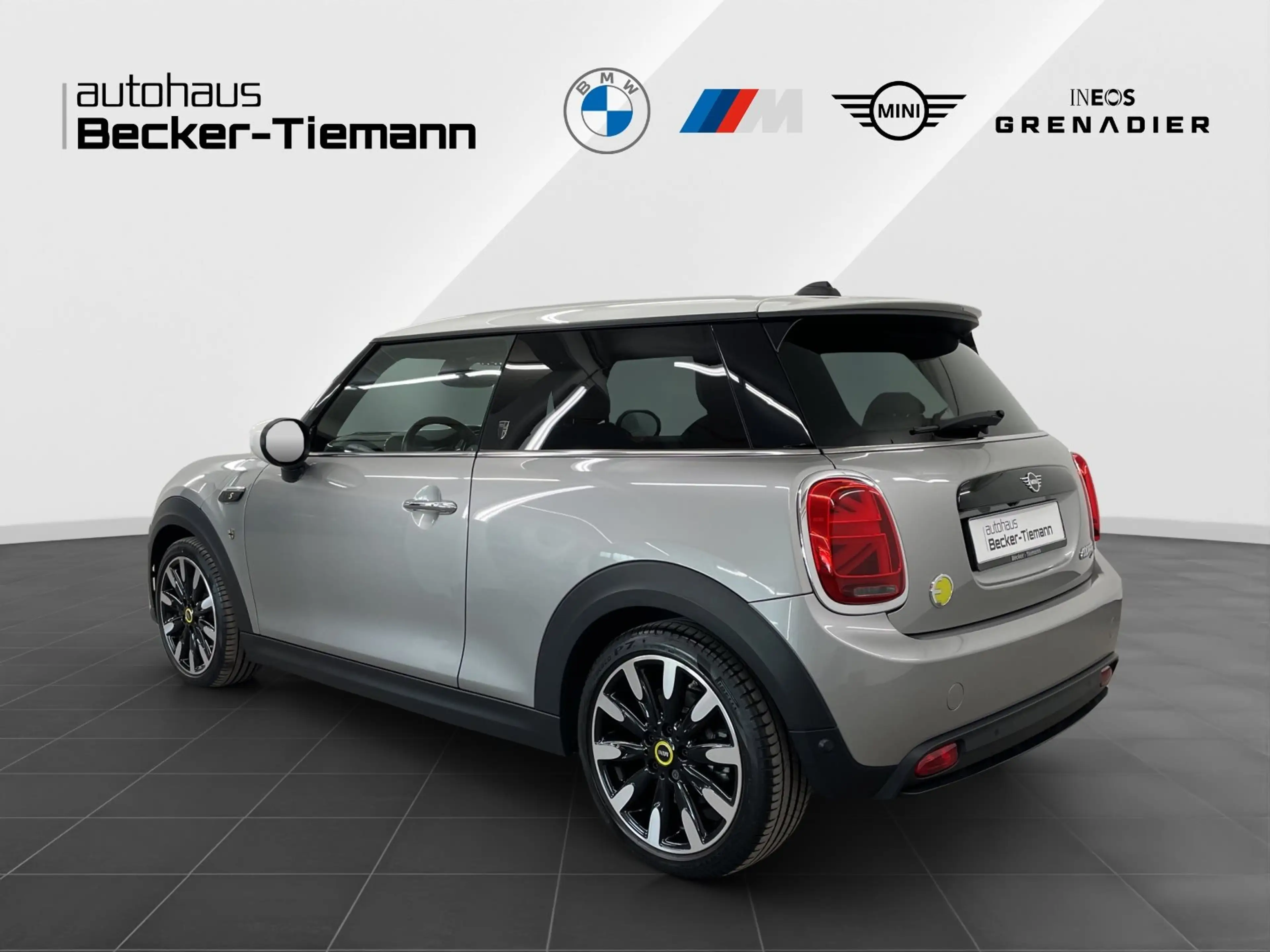 MINI Cooper SE Hatch — photo 4