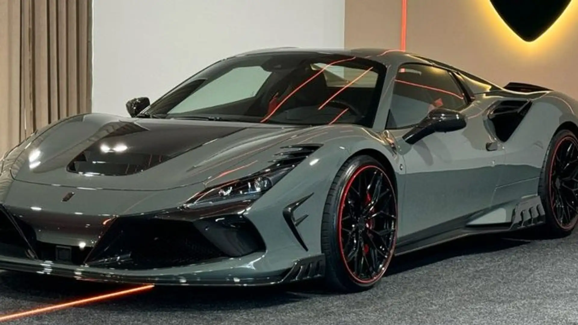 Ferrari F8 Spider Gris - 2