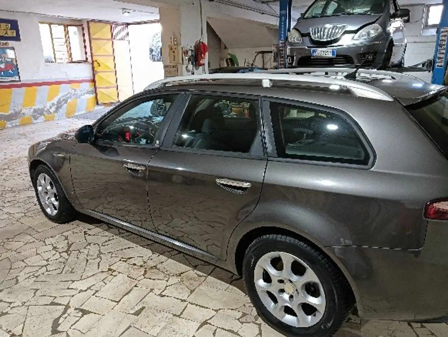 Alfa Romeo 159 159 Sportwagon SW 1.9 jtdm 8v 120cv Marrone - 2