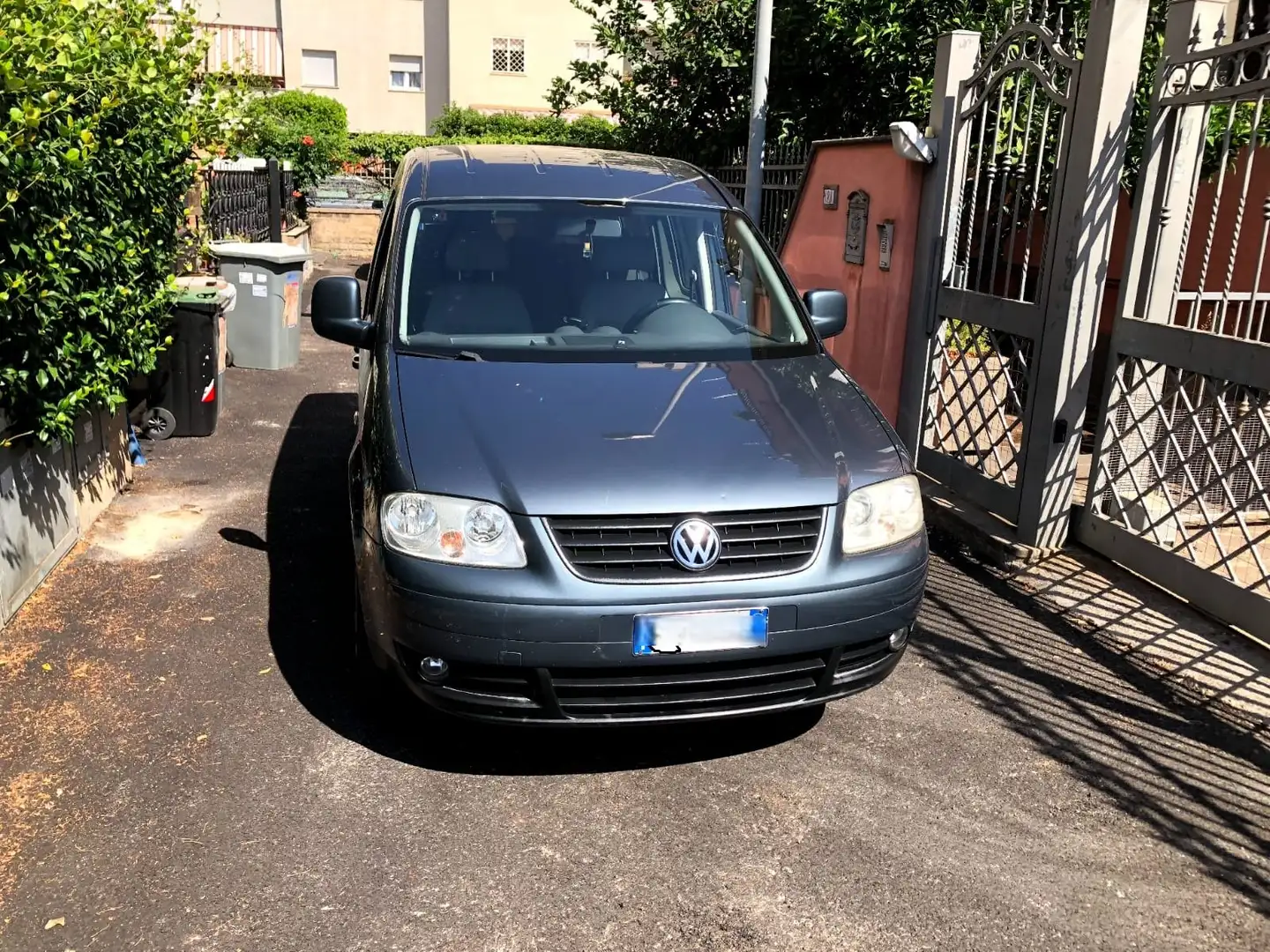 Volkswagen Caddy Maxi Life Grigio - 1