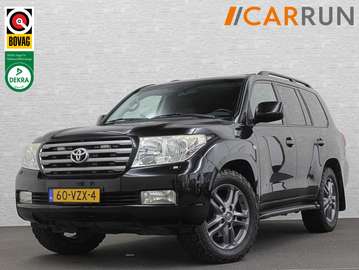 V8 4.5 D-4D Executive | Standard Roof Blind | Van