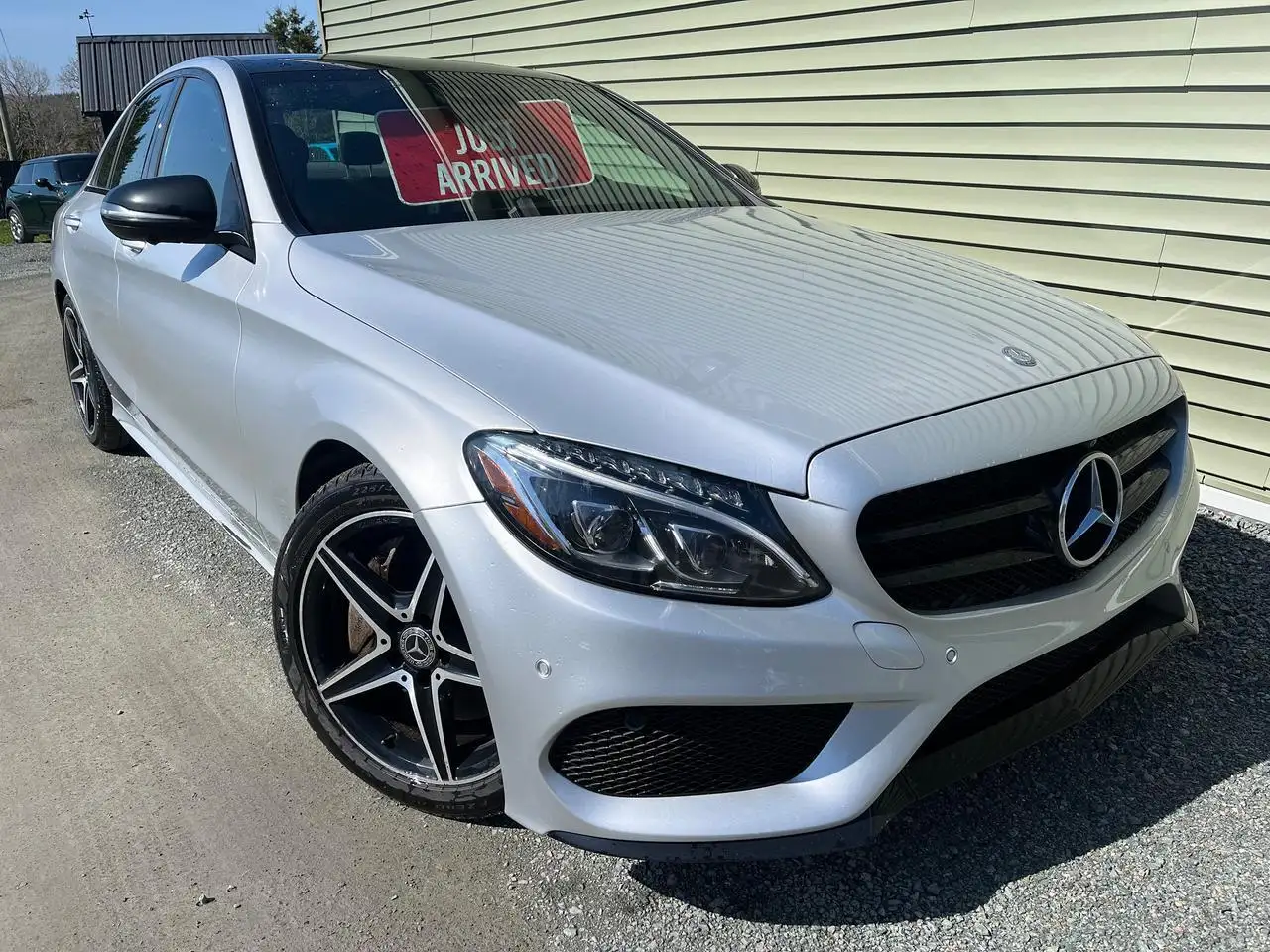 2017 Mercedes-Benz C-Class снимка 2017 Mercedes-Benz C-Class