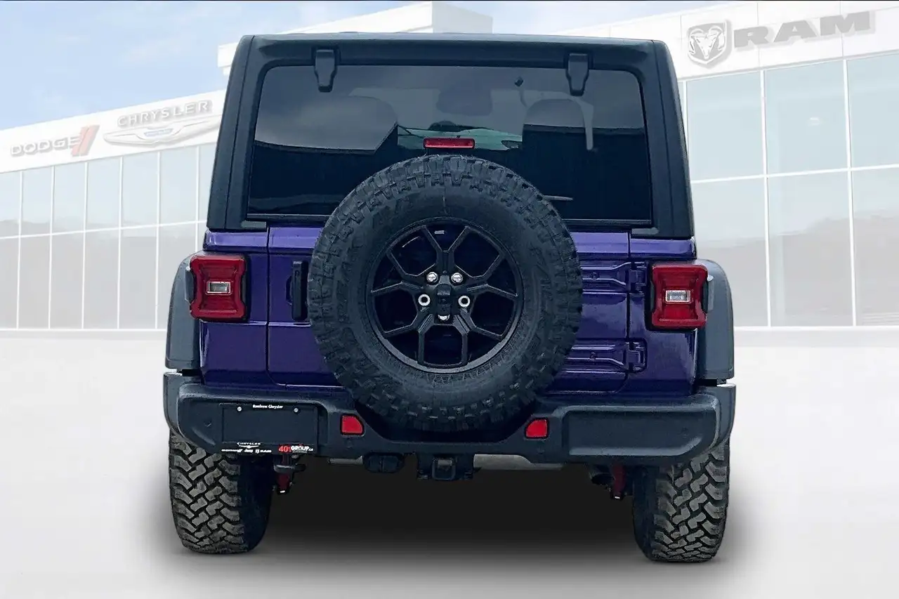 Jeep Wrangler снимка Jeep Wrangler