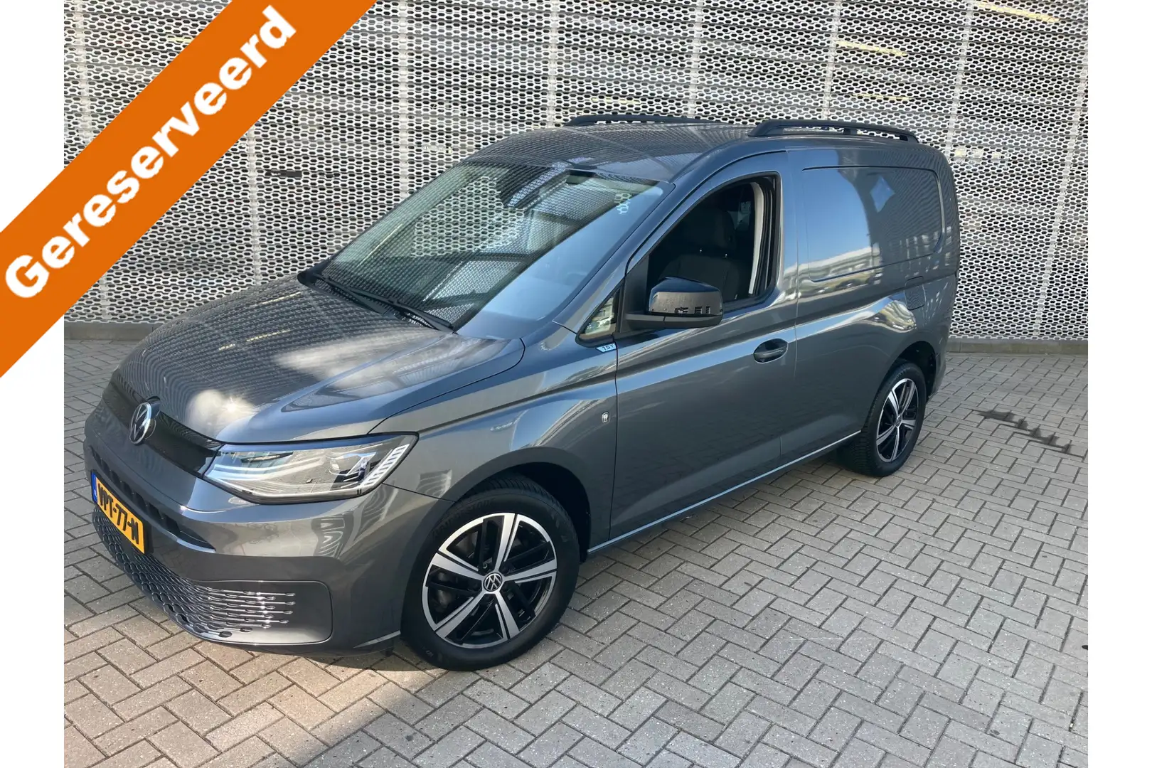 Volkswagen Caddy Cargo 1st Edition 2.0 TDI 122 PK DSG Grijs - 1