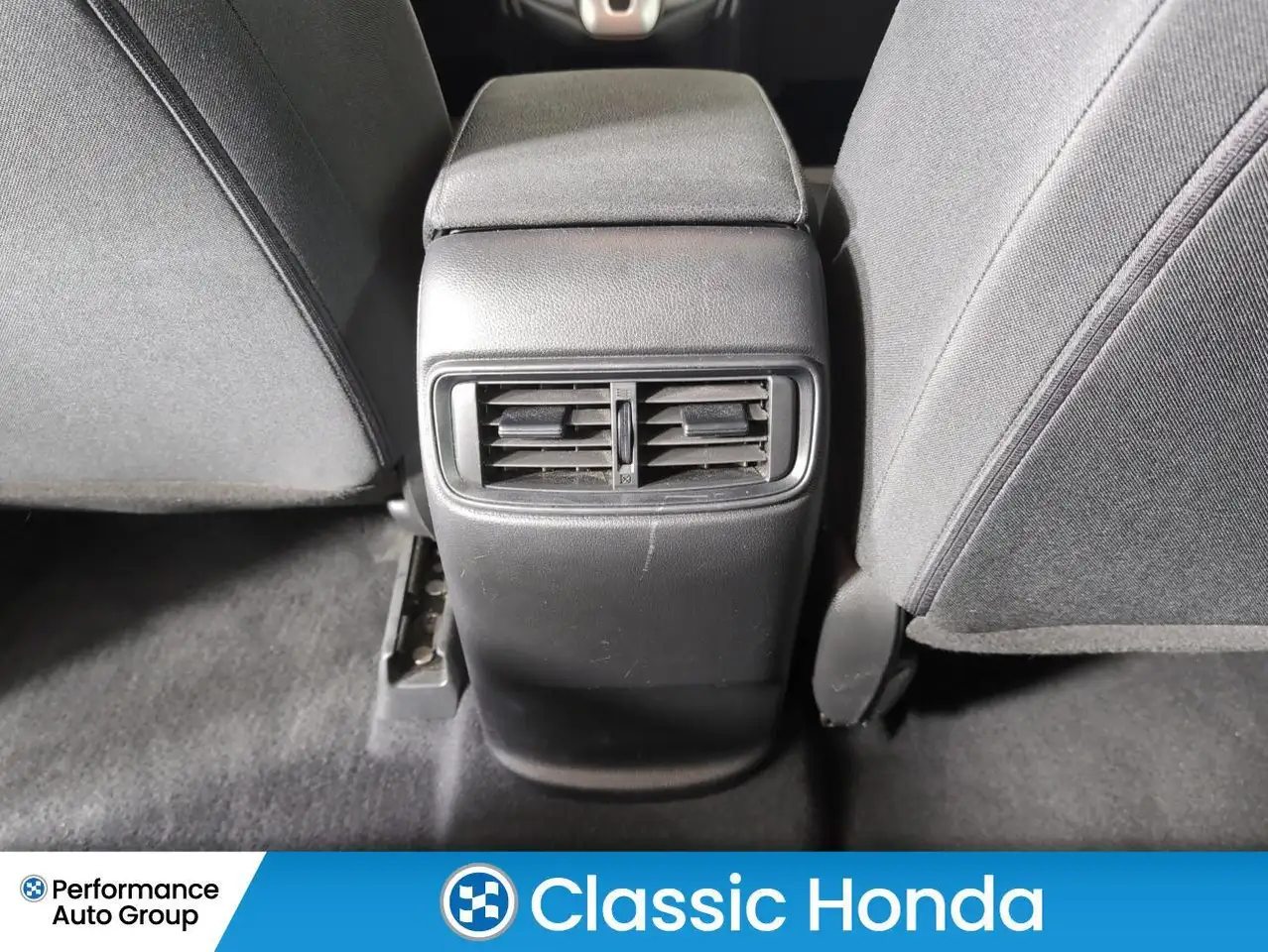 Honda CR-V photo Honda CR-V