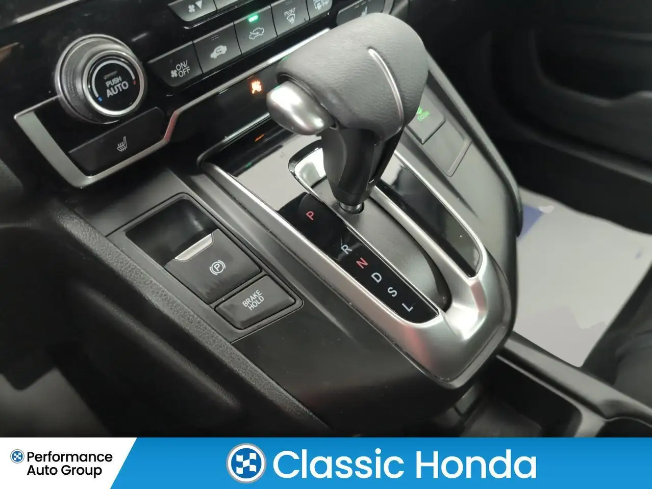 Honda CR-V photo Honda CR-V