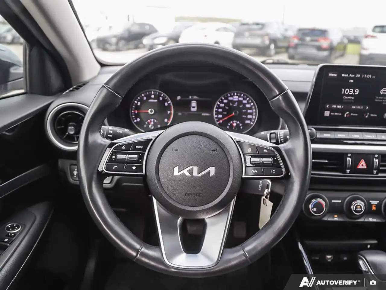 Kia Forte снимка Kia Forte