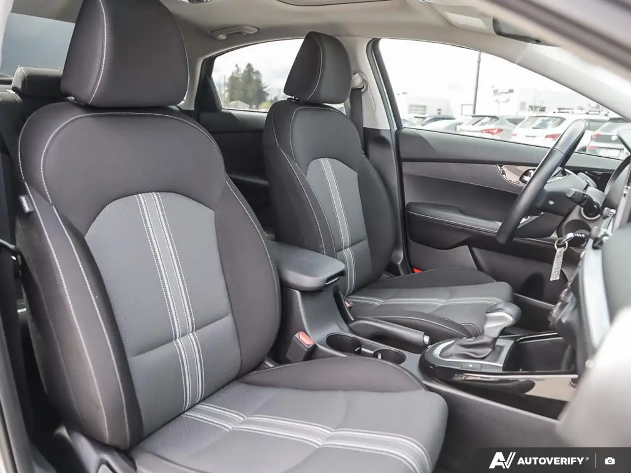 Kia Forte снимка Kia Forte