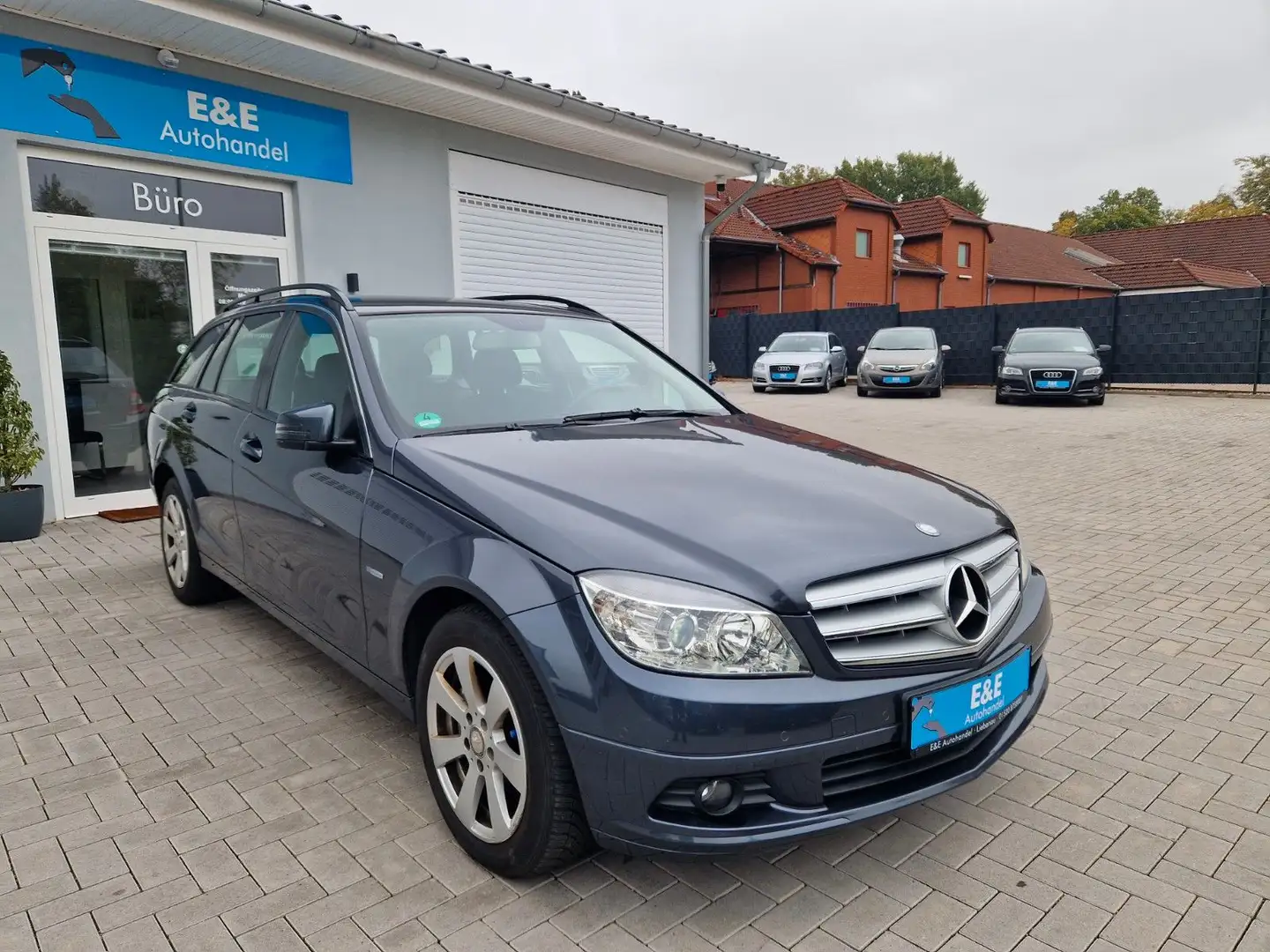Mercedes-Benz C 220 CDI+Navi+Scheckheft+TÜV neu Grau - 1