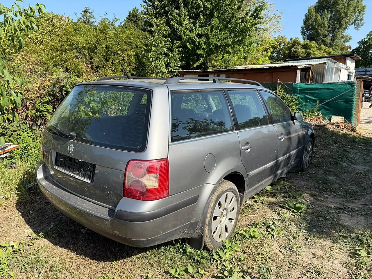 Volkswagen Passat 1,9 TDI PD Comfortline, foto 3