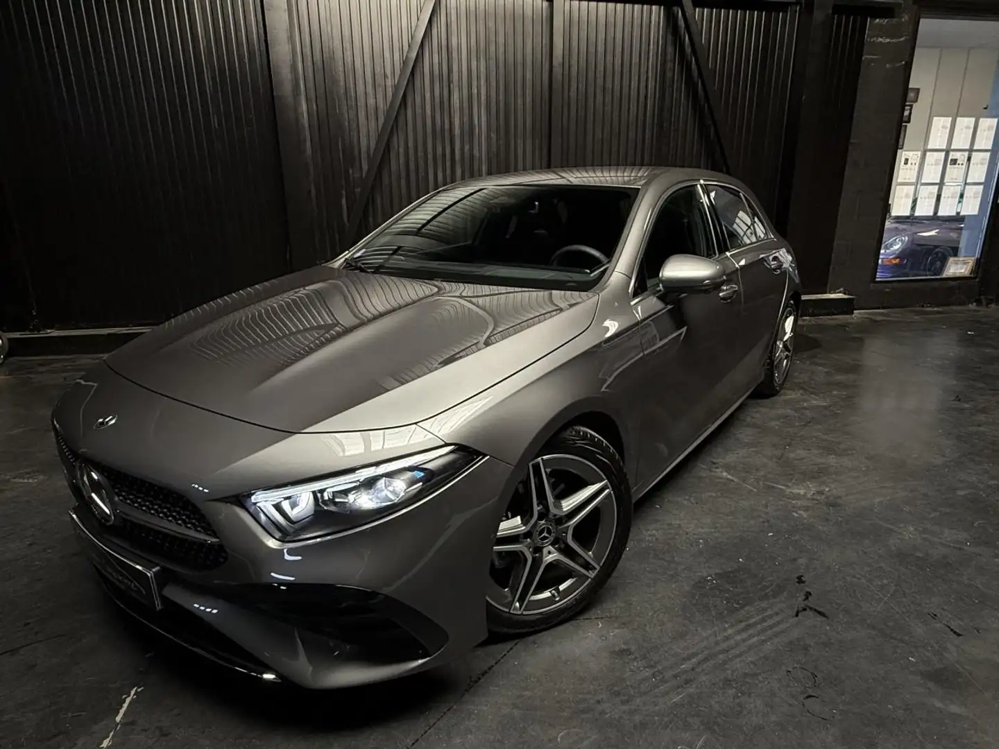 Mercedes-Benz A 200 200 7G-DCT AMG LINE 163+14 - 1