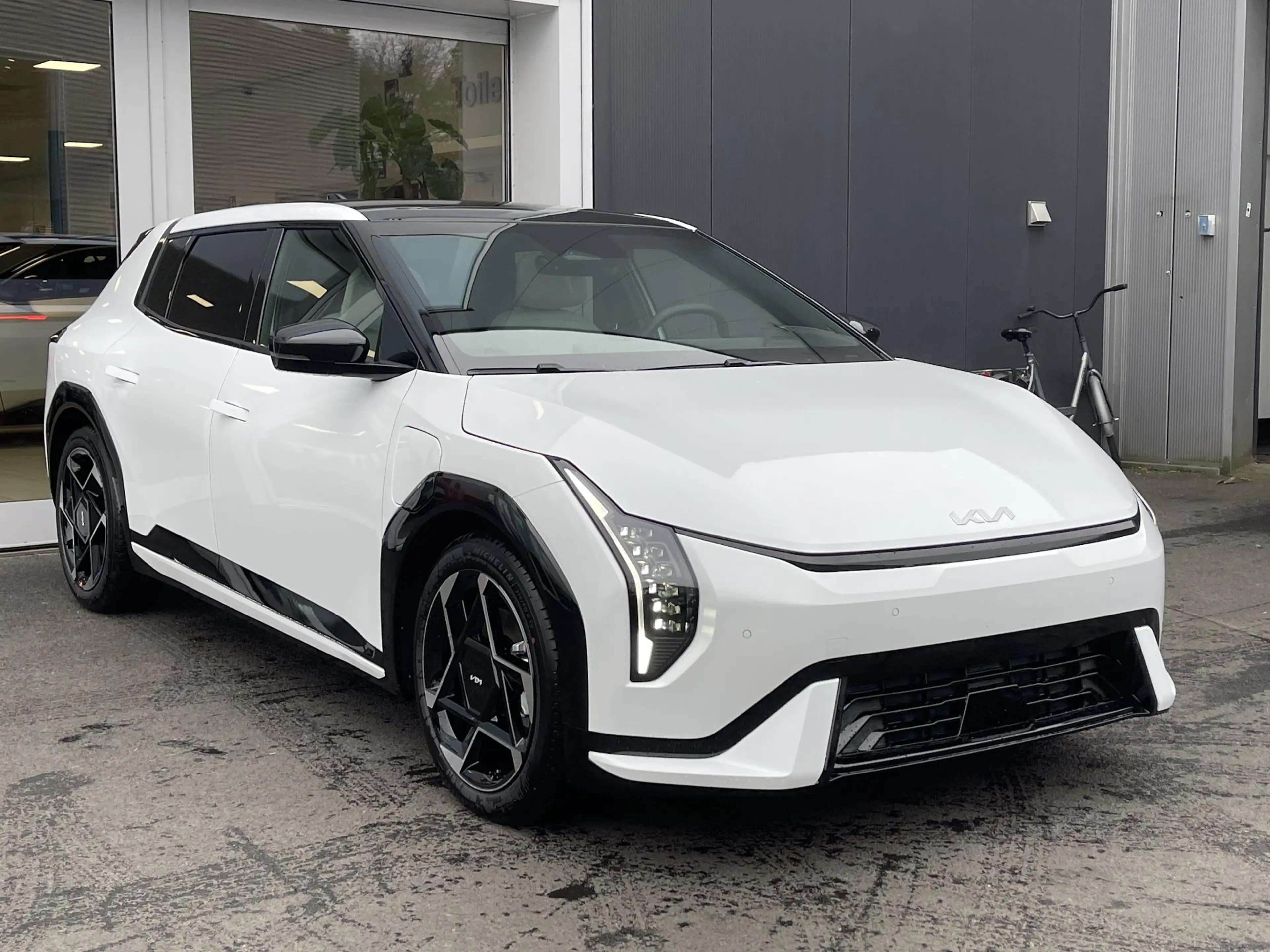 Kia EV4 GT-Line 81.4 kWh SPECIALE ACTIE | UIT VOORRAAD LEV — photo 2