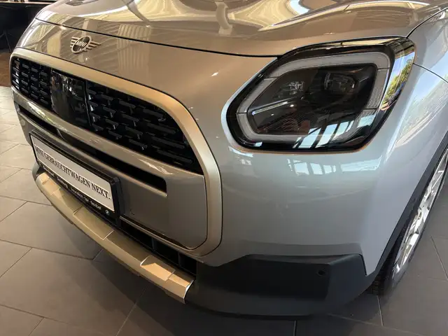 Mini Countryman view 10