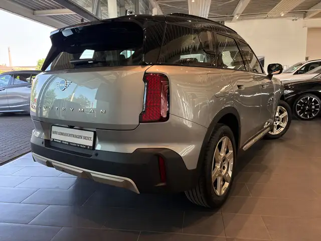 Mini Countryman view 7