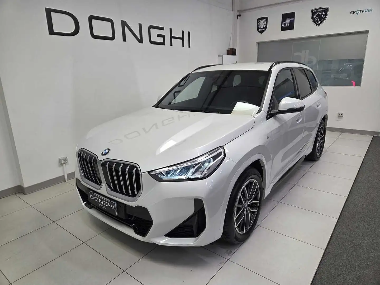 BMW X1 xDrive 20d 150cv Msport Hybrid MHEV Weiß - 1