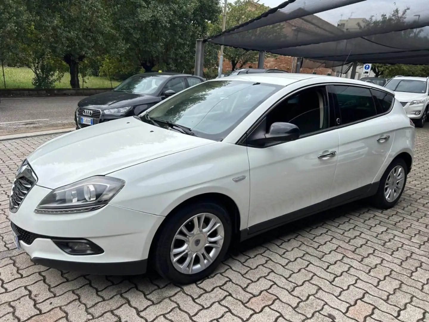 Lancia Delta 1.4 T-Jet 120 CV  Ecochic GPL Bianco - 1