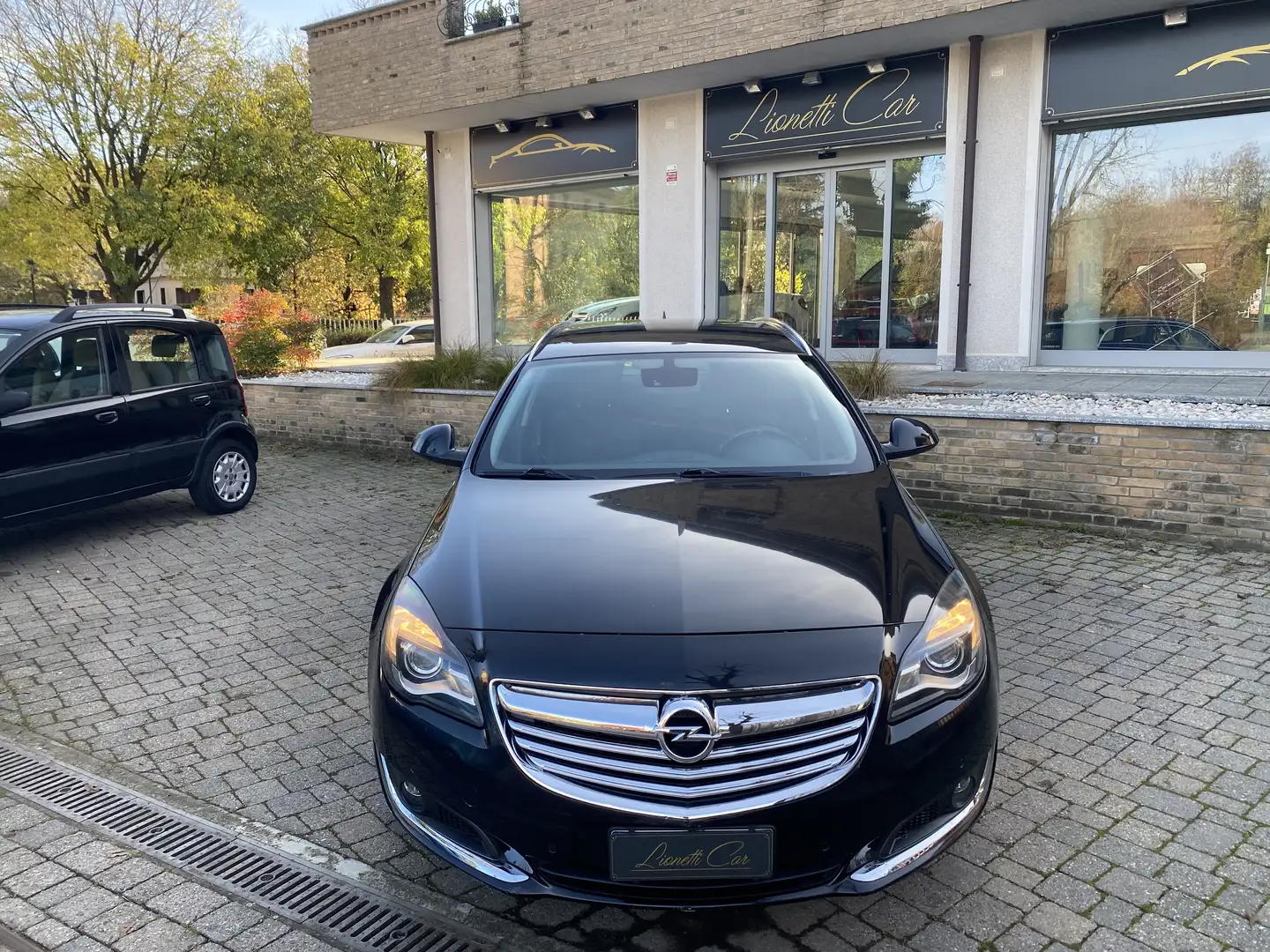 Opel Insignia Insignia Sports Tourer 2.0 cdti Cosmo 163 Cv auto Nero - 2