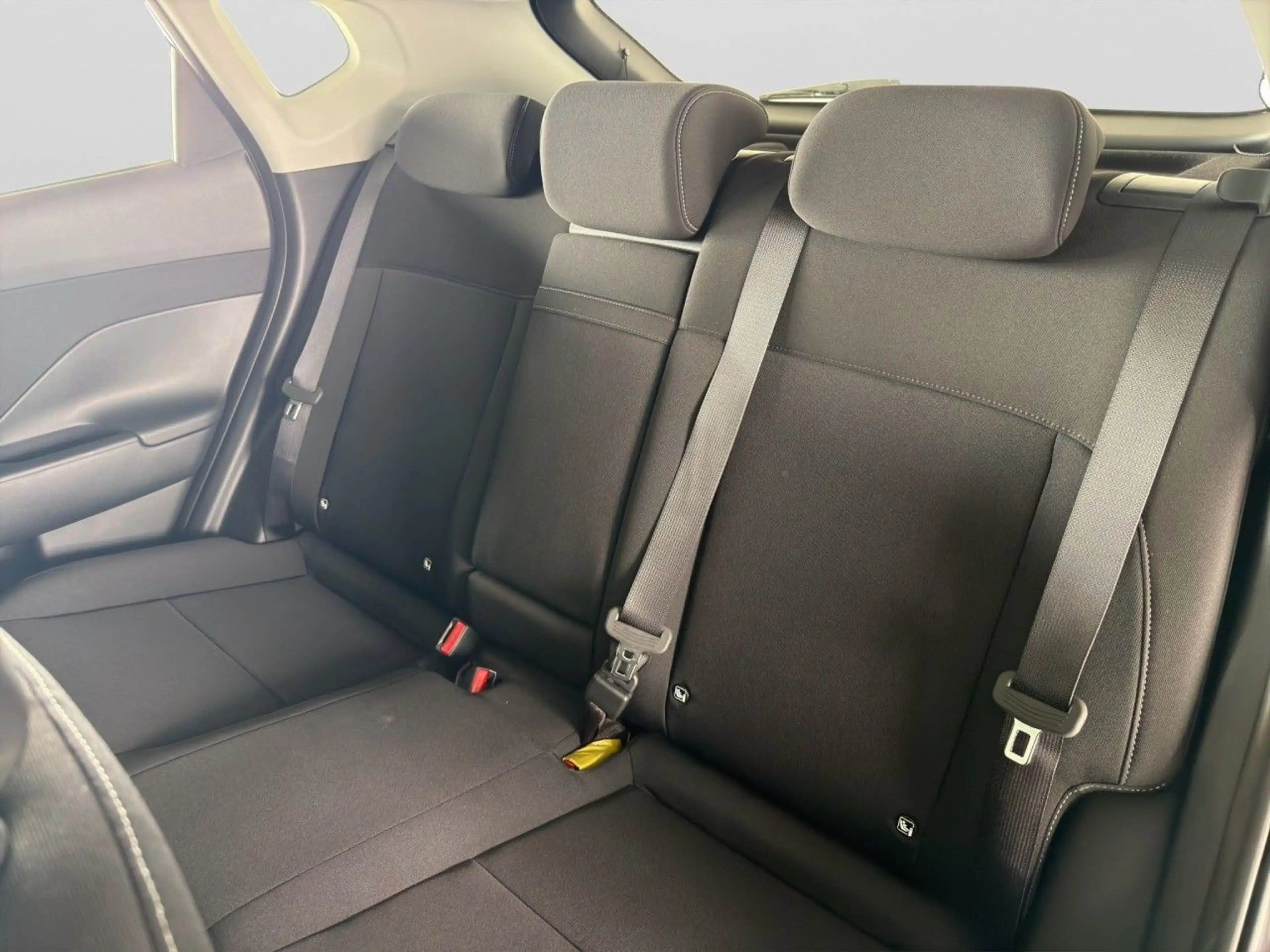 Hyundai KONA KONA Select EV mit Waermepumpe +Typ 2 Ladekabel! — photo 15
