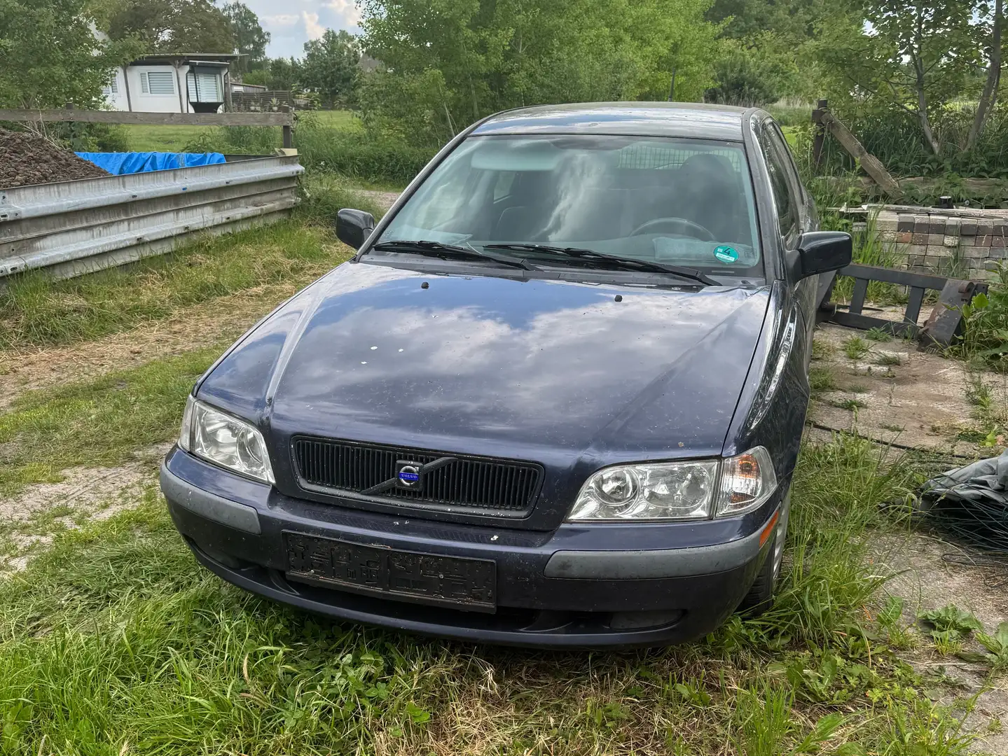 Volvo V40 V40 1.8 Schwarz - 1