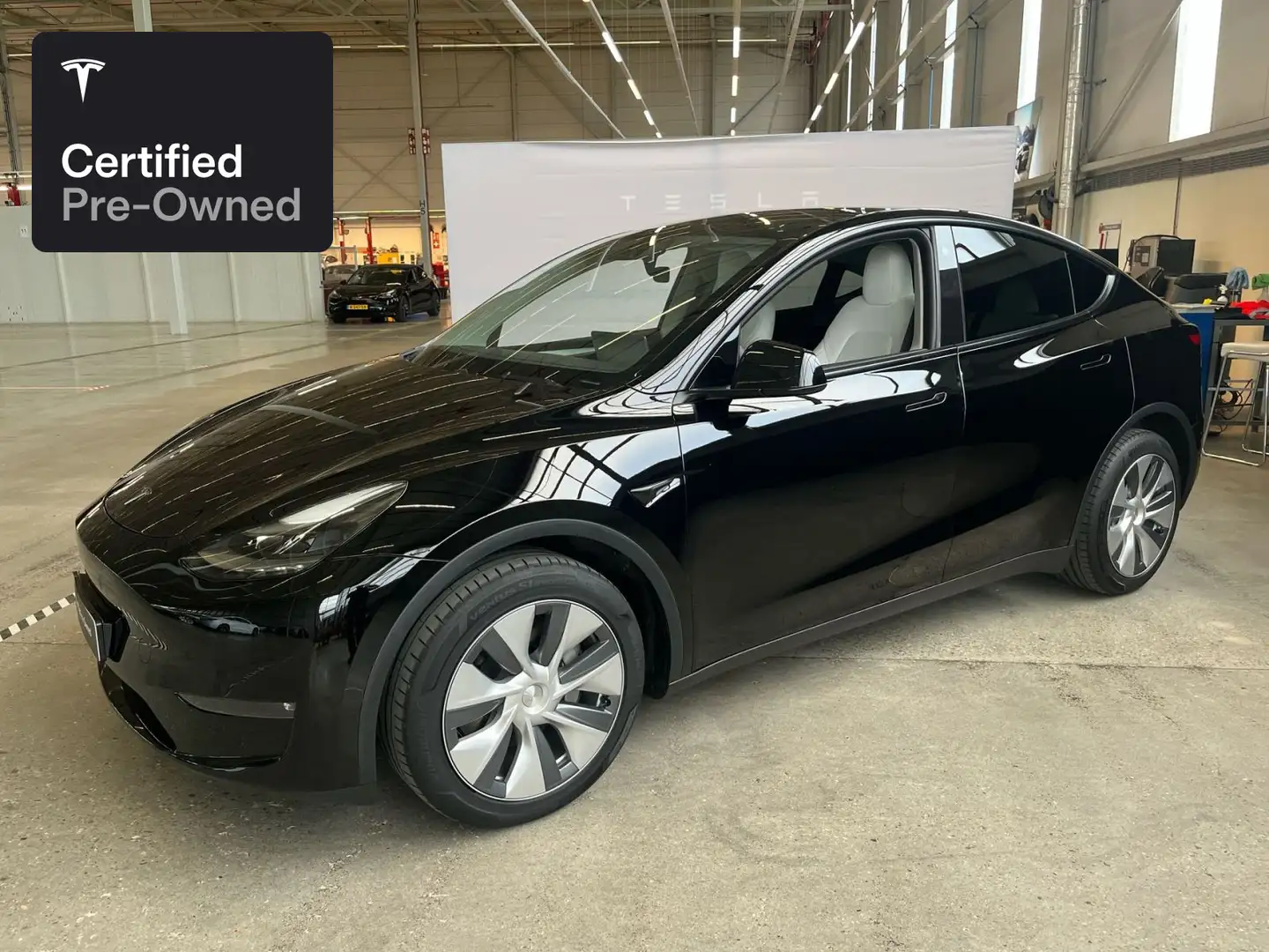 Tesla Model Y Long Range AWD “Certified Pre-Owned” Negro - 1