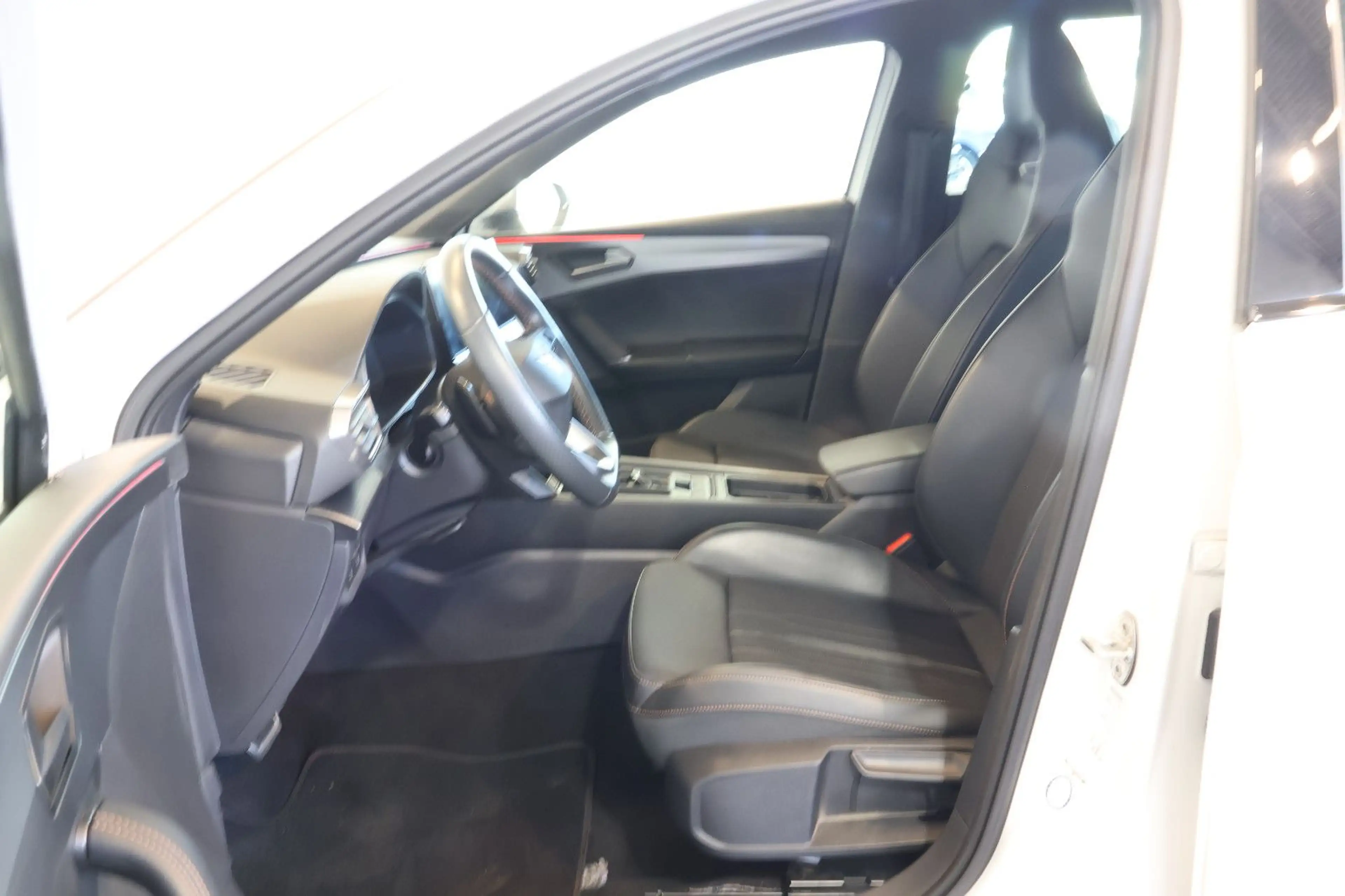 CUPRA Leon ST VZ 2.0 TSI 4Drive AID+ACC+SIDE+LED+19" — photo 10